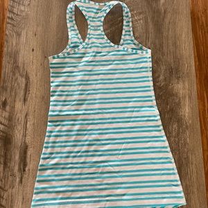 Lululemon stripped tank size 4